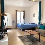 Fully Renovated 33 Sqm 1 Bedroom - Hearth Of Paris